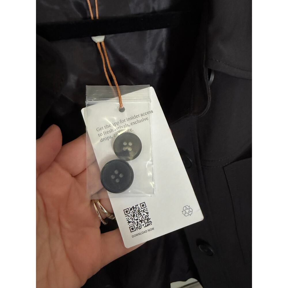 NWT Quince Stretch Crepe Cropped Jacket Black Large Quiet Luxury Capsule Travel - Picture 8 of 10